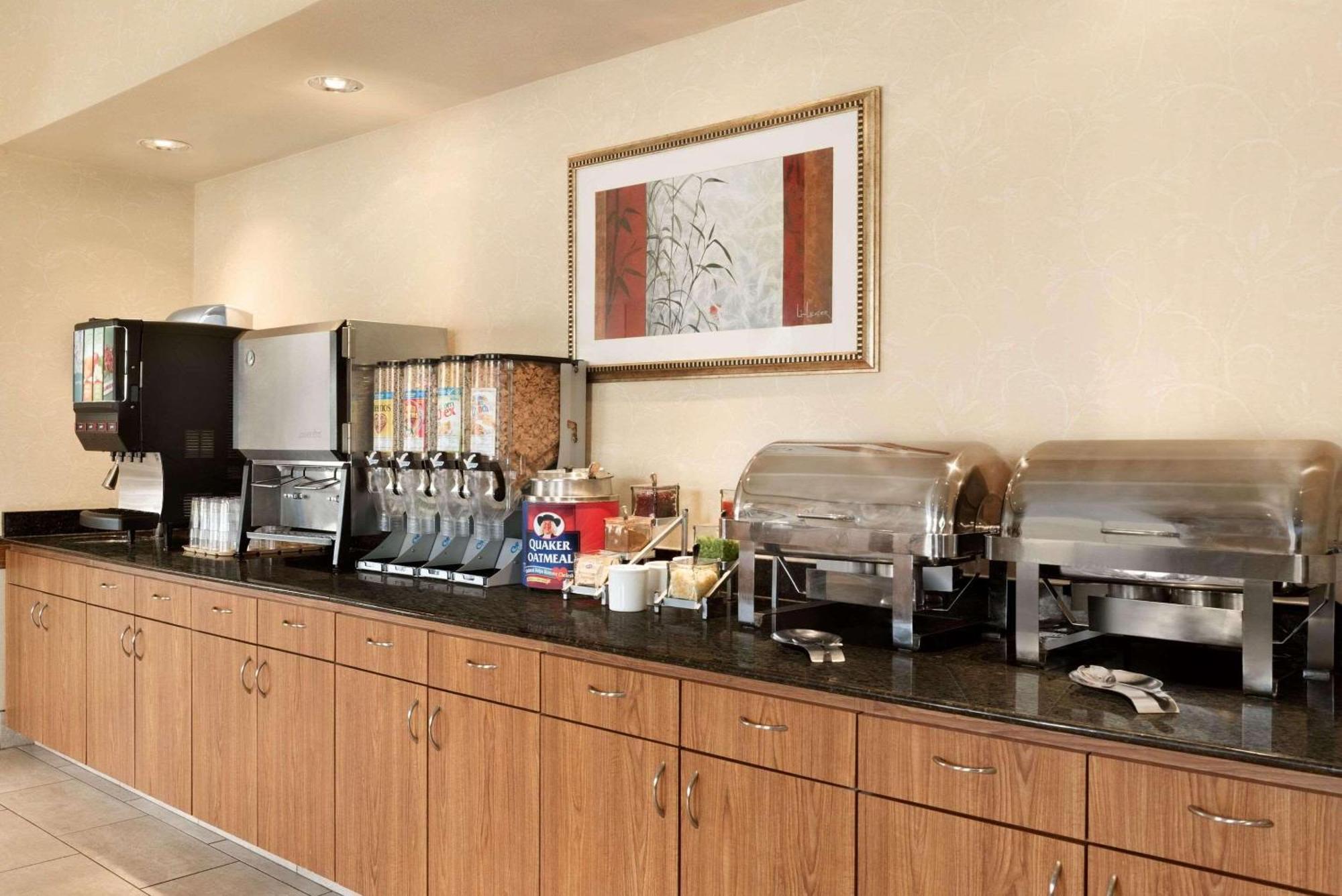 Country Inn & Suites By Radisson, Chanhassen, Mn Extérieur photo