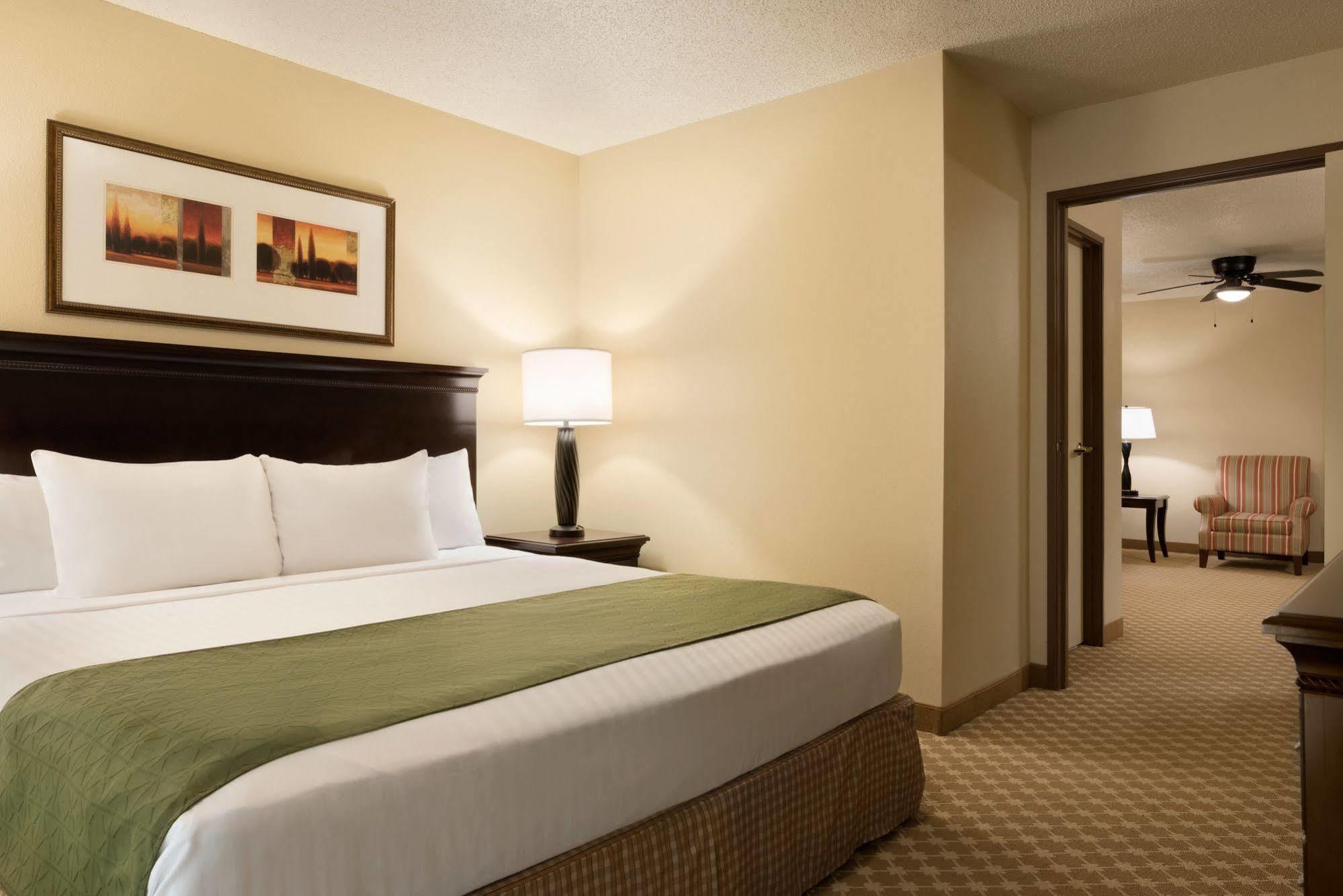Country Inn & Suites By Radisson, Chanhassen, Mn Extérieur photo